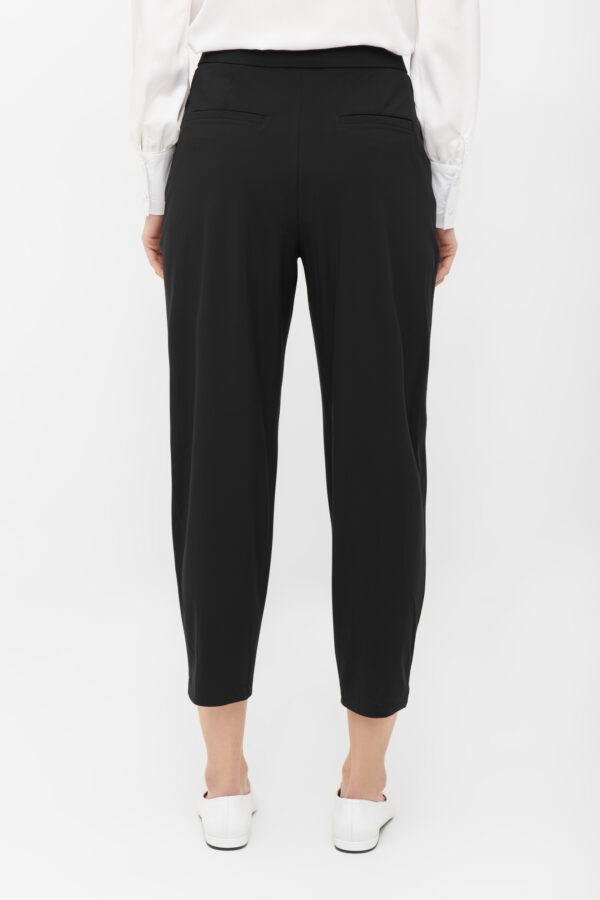 Venez découvrir les pantalons femme à la boutique de prêt à porter multimarques à Tarbes