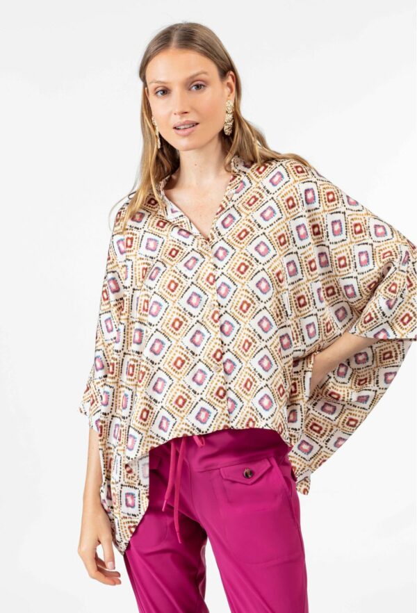 Venez découvrir les chemises femme à la boutique de prêt à porter multimarques à Tarbes