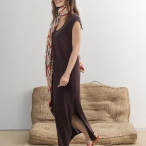 Des robes super originales, des coupes et des matières tops, des robes imprimées de rèves, testez les robes Surkana !