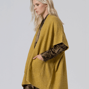 Poncho ouvert en tricot avec poches Moutarde SURKANA ANNC TARBES
