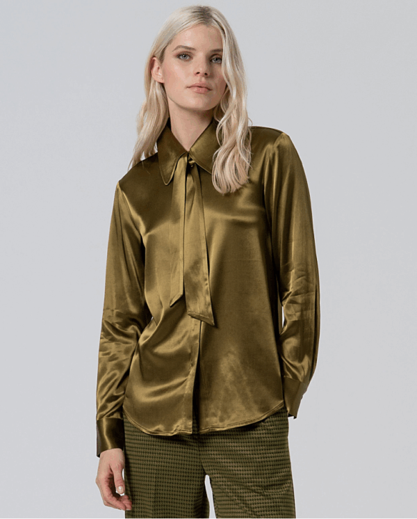 Blouse en satin fluide avec encolure à lacets Vert SURKANA ANNC TARBES