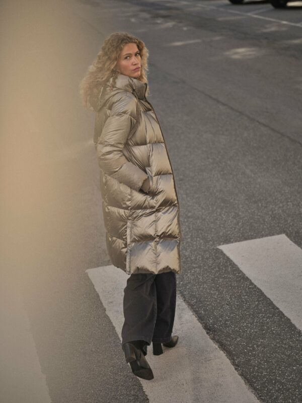 MANTEAU EN DUVET-MOS MOSH ANNC TARBES