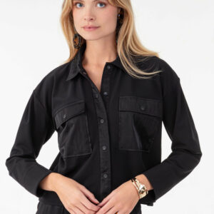 Veste ZADIE Veste ZADIE NOIR en jersey technique La veste noir ZADIE en jersey technique et détails nylon crinkle, c’est la pièce moderne à adopter cette saison !